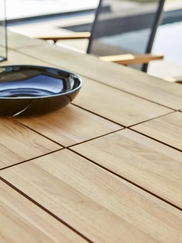 Nox matbord Antracit/Teak, en produkt av hög kvalitet till bra pris från Ulfåsa möbler