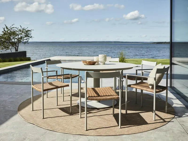 DK matstol Dusty Green/Natur, en produkt av hög kvalitet till bra pris från Ulfåsa möbler