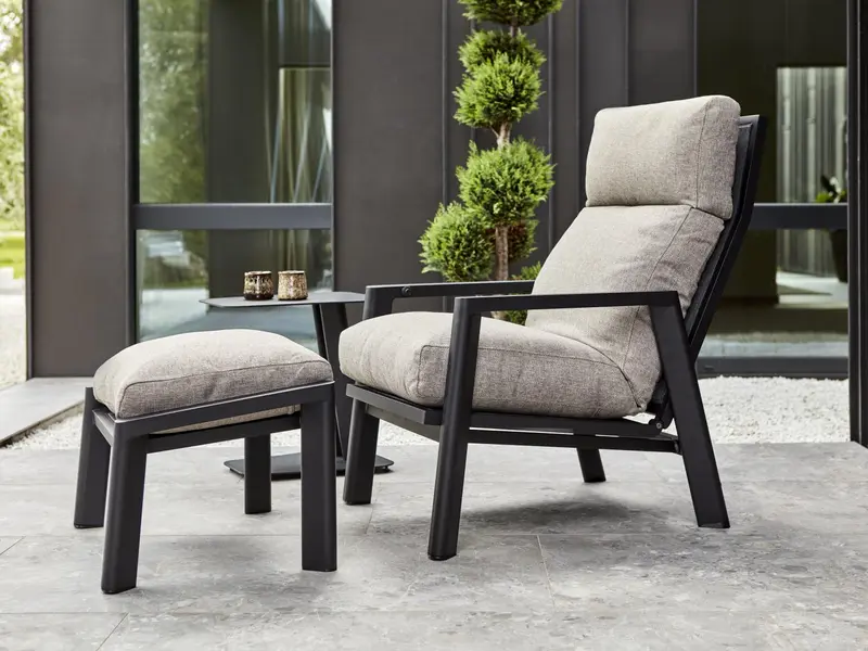 Slide positionsfåtölj Svart/Ash, en produkt av hög kvalitet till bra pris från Ulfåsa möbler