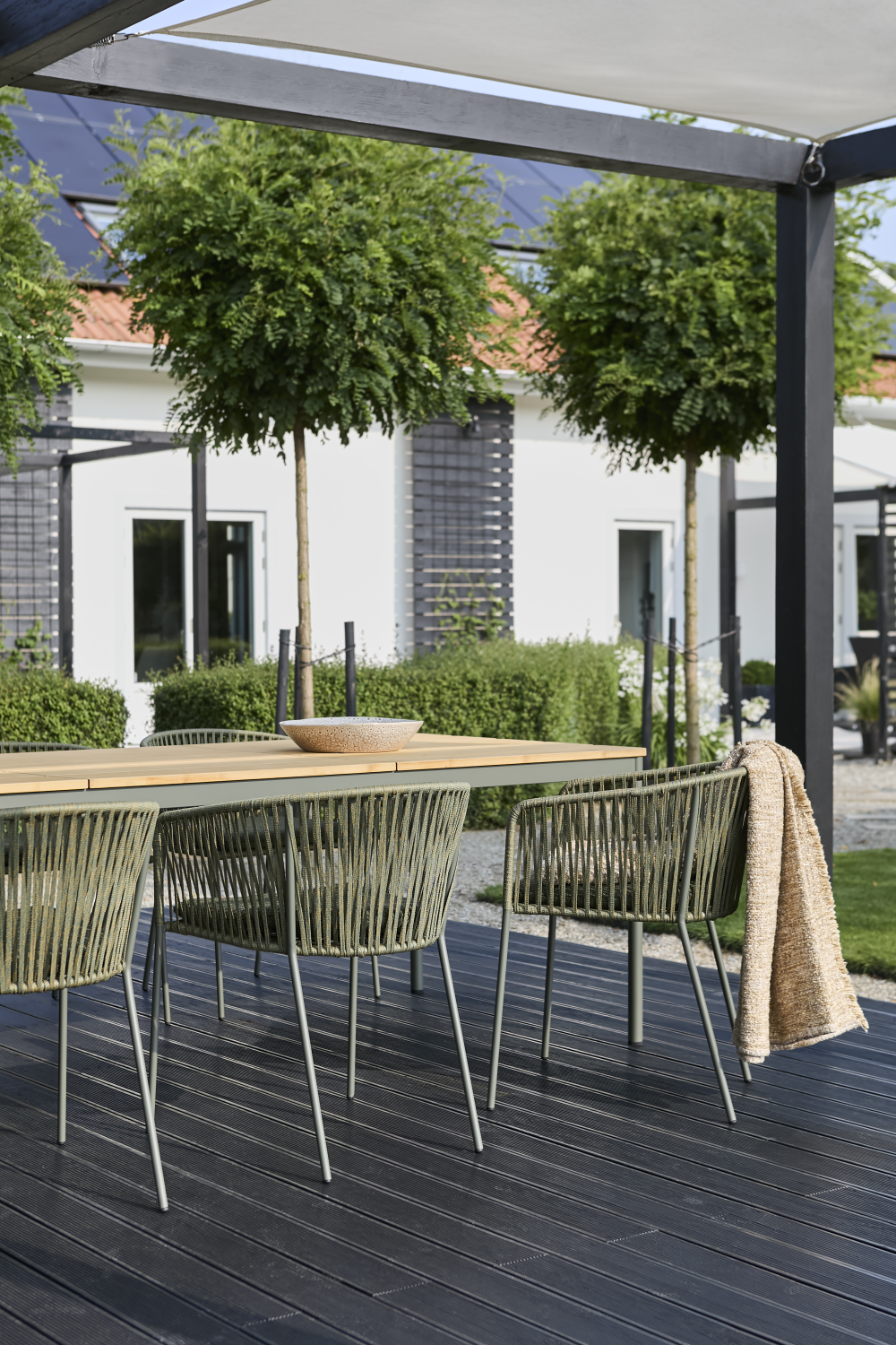 Piatto karmstol Nordic Green / Raw Avocado, en produkt av hög kvalitet till bra pris från Ulfåsa möbler