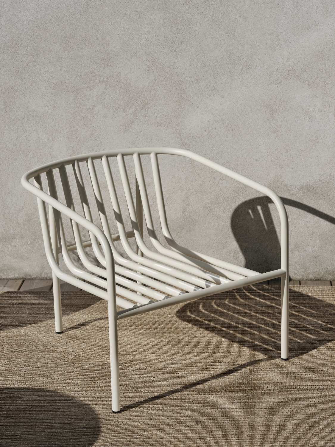 Bendt fåtölj Pearl White/Teddy Beige, en produkt av hög kvalitet till bra pris från Ulfåsa möbler