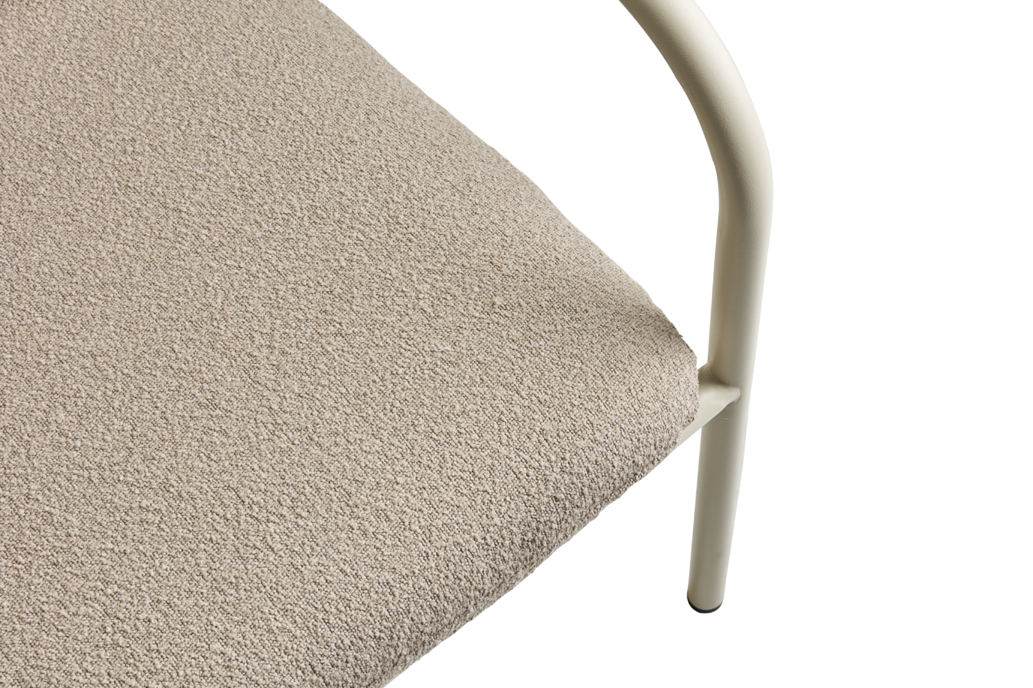 Bendt 2-sitssoffa Pearl White/Teddy Beige, en produkt av hög kvalitet till bra pris från Ulfåsa möbler