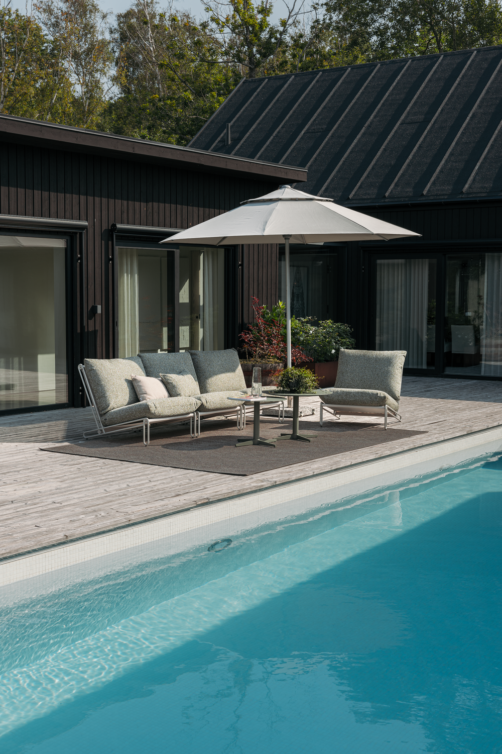 Blixt loungefåtölj Light Grey/Teddy Verde, en produkt av hög kvalitet till bra pris från Ulfåsa möbler