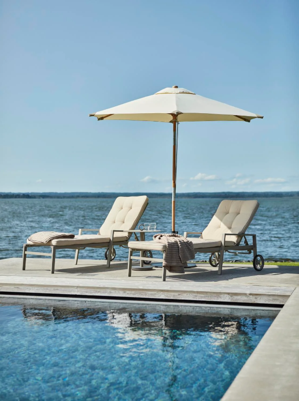 Trieste parasoll Natur/Off-White, en produkt av hög kvalitet till bra pris från Ulfåsa möbler