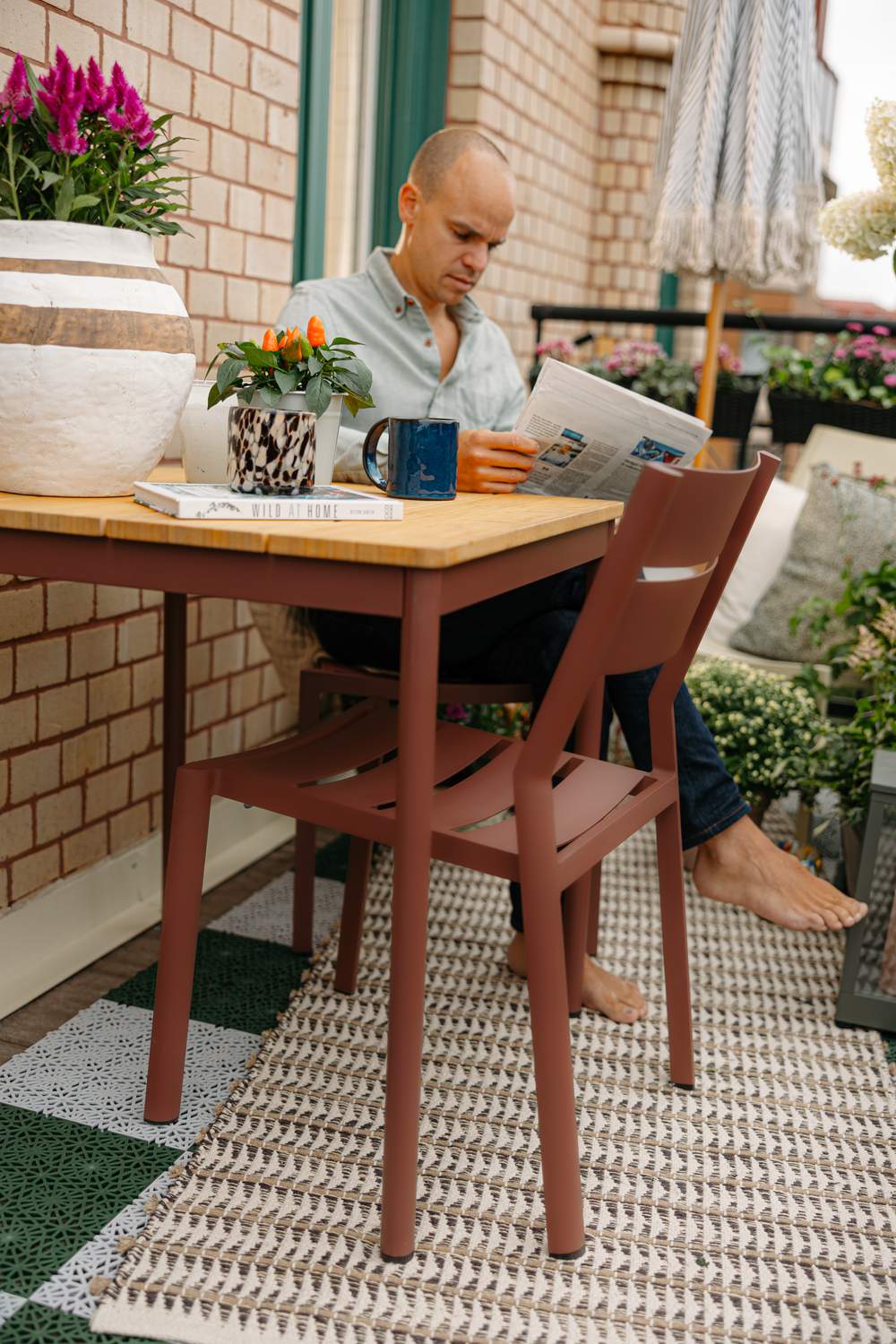 Delia matstol Zin Red, en produkt av hög kvalitet till bra pris från Ulfåsa möbler
