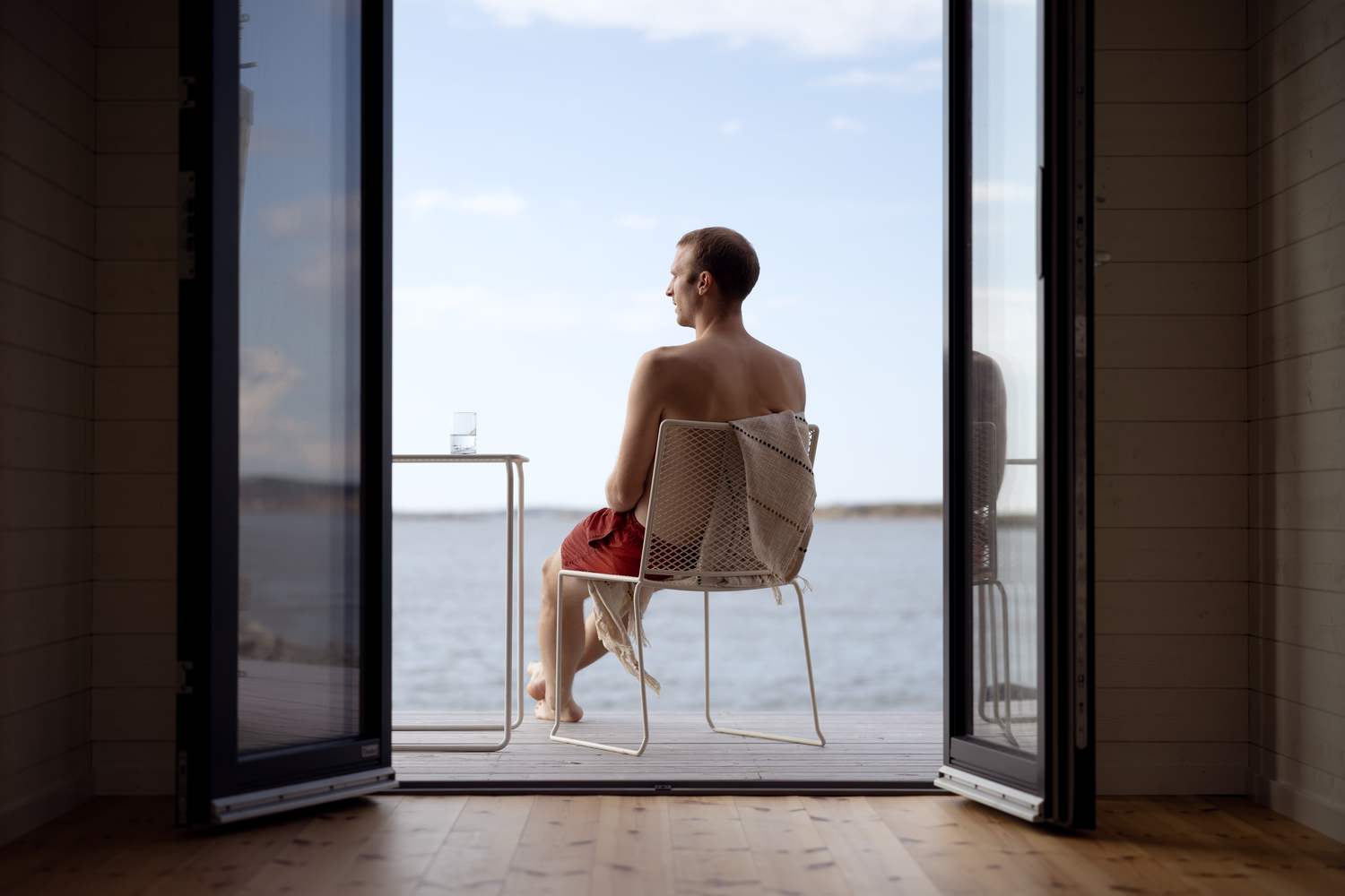 Haru matstol Pearl white, en produkt av hög kvalitet till bra pris från Ulfåsa möbler