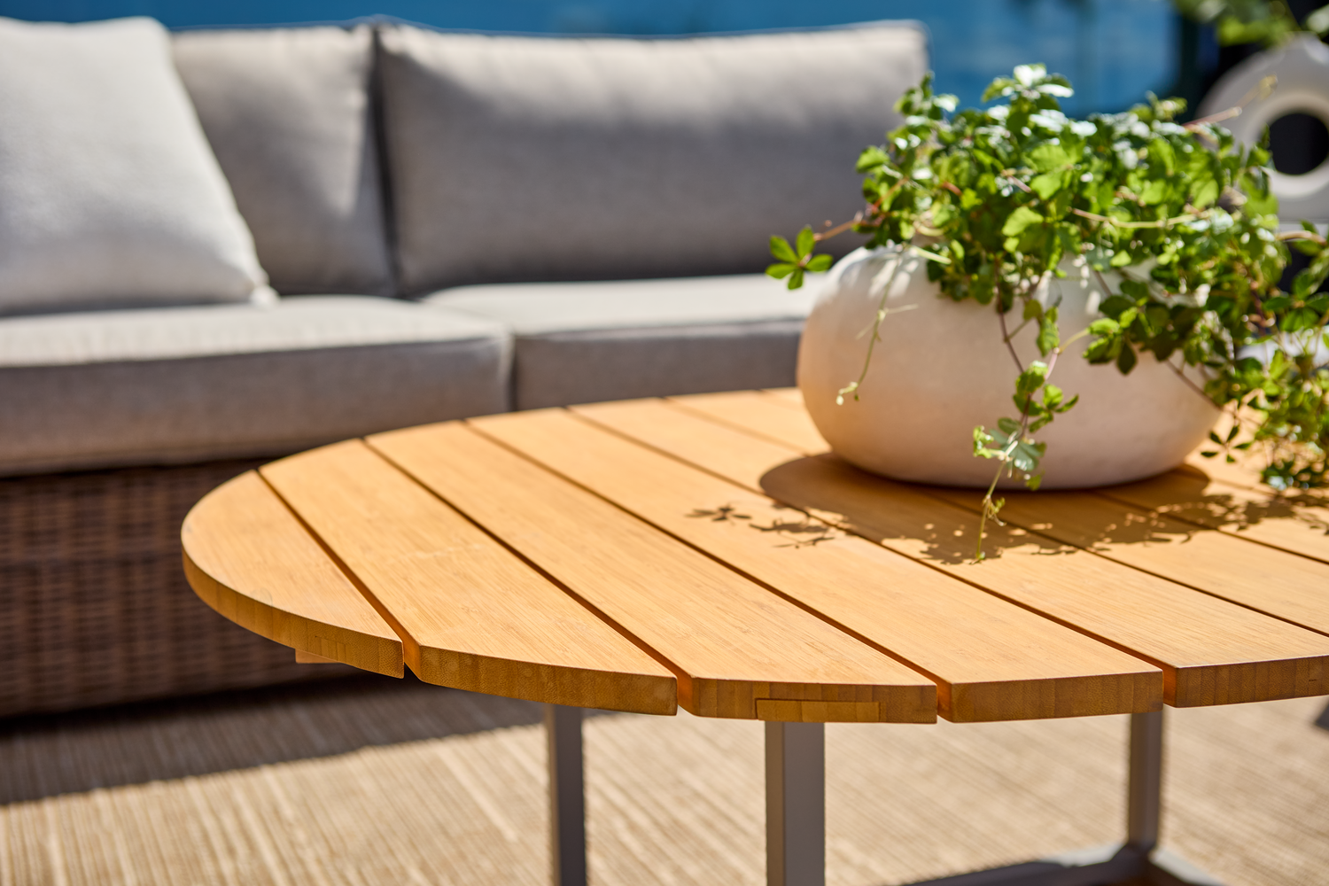 Olive soffbord Khaki/Bambu, en produkt av hög kvalitet till bra pris från Ulfåsa möbler