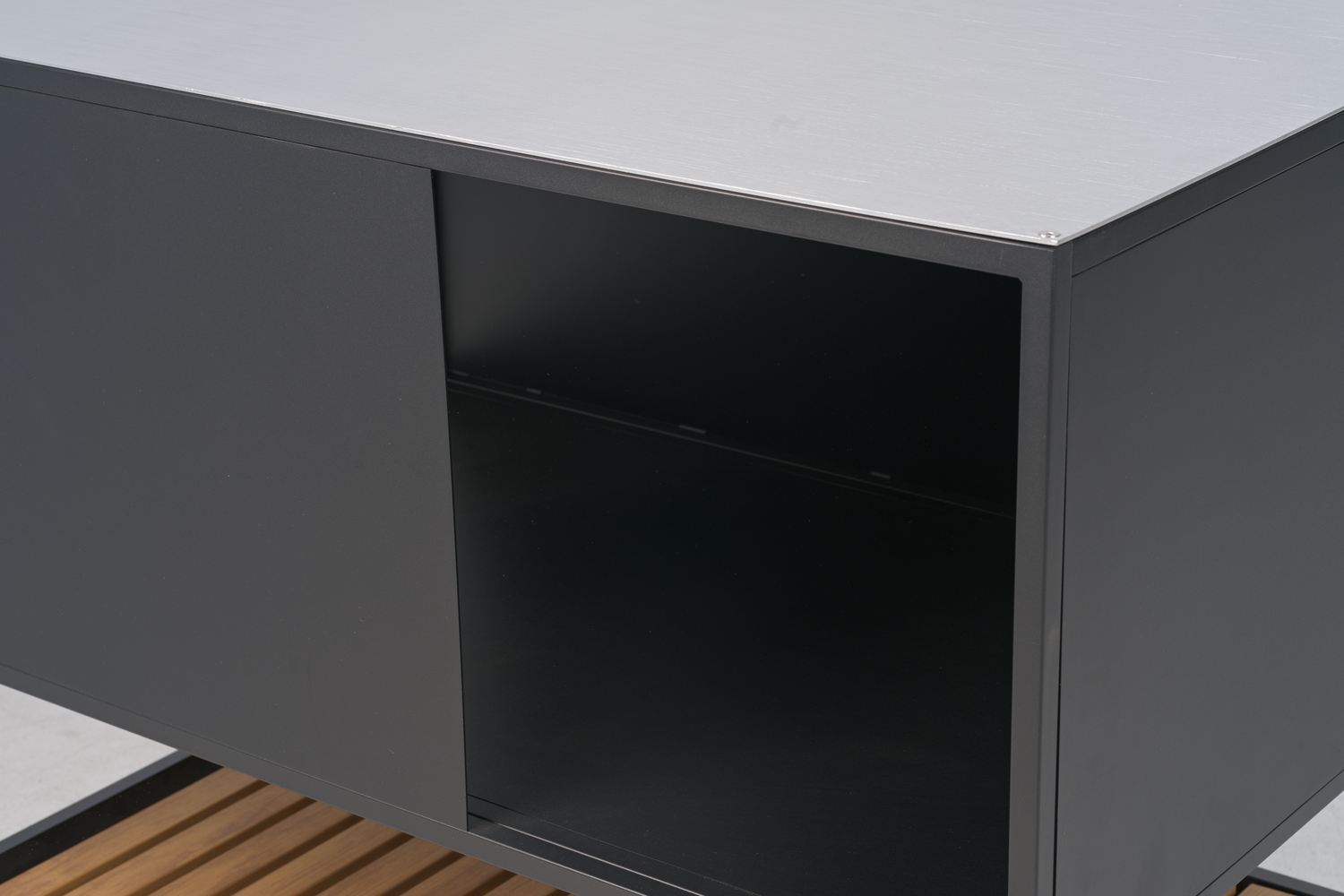 Prep utekök Svart, en produkt av hög kvalitet till bra pris från Ulfåsa möbler