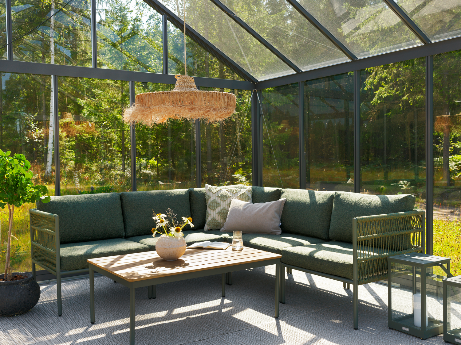 Reno soffbord Svart/Natural, en produkt av hög kvalitet till bra pris från Ulfåsa möbler