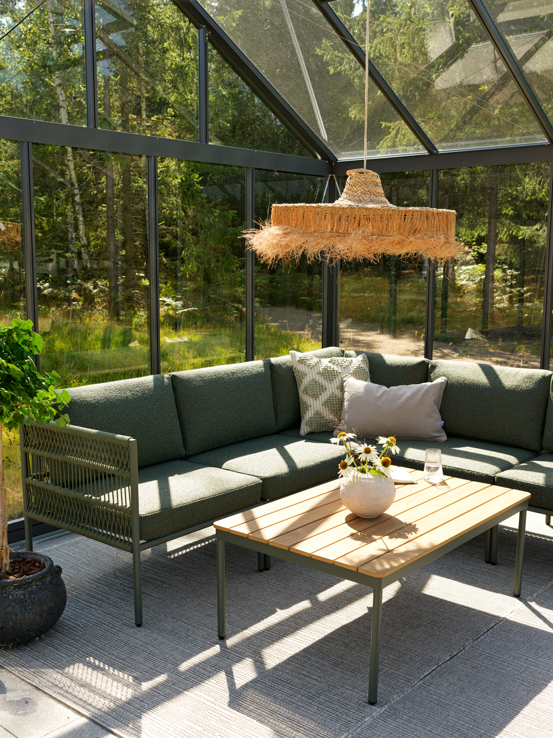 Reno soffbord Svart/Natural, en produkt av hög kvalitet till bra pris från Ulfåsa möbler